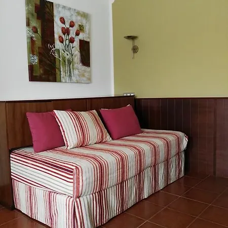La Mansion فندق