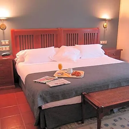 La Mansion فندق 4*