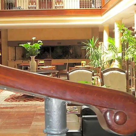 Hotel La Mansion