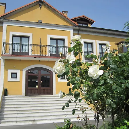 La Mansion